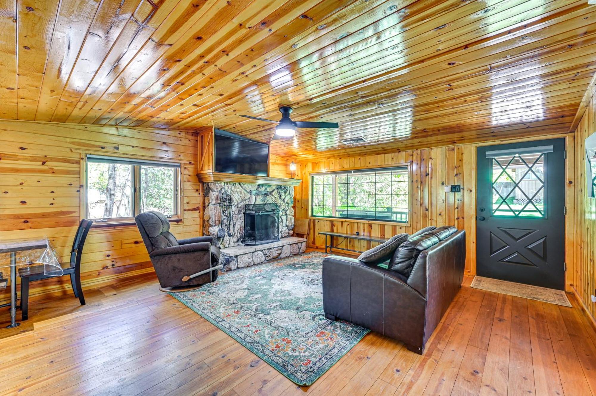 Creekside Payson Cabin Retreat With Private Deck Bagian luar foto